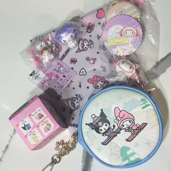 Sanrio My Melody and Kuromi Kids Bundle - Picture 1 of 2